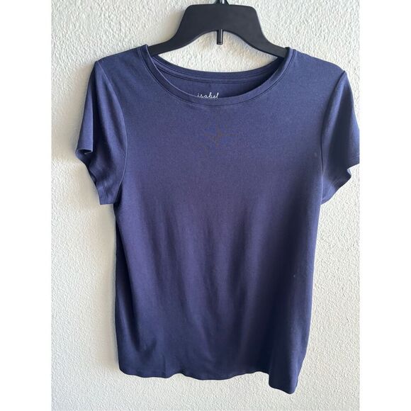 Isabel Maternity By Ingrid & Isabel Top - Picture 1 of 4
